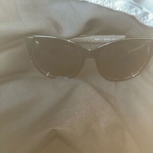 Sleek Black Cat-Eye Sunglasses
